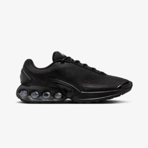 all-black air cushion running sneakers